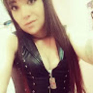 Meet your Posher, Kira